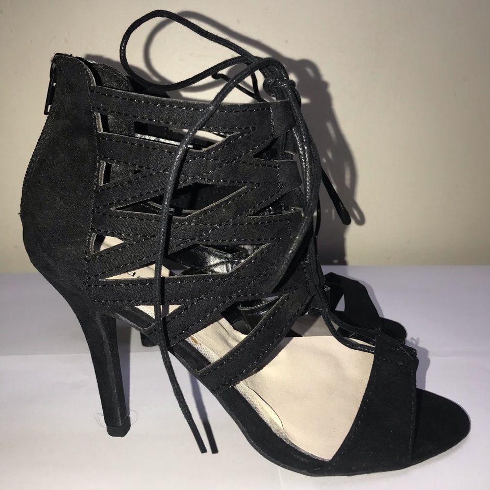 Madden girl heels, very worn size 8